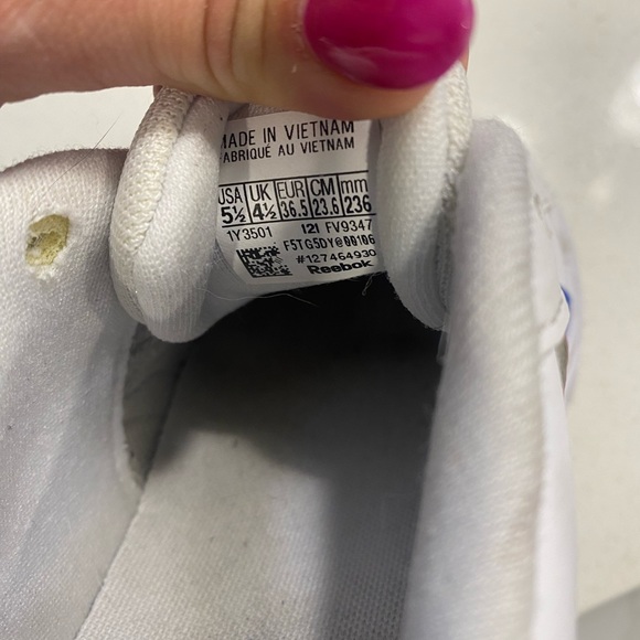 Reebok - Picture 5 of 5